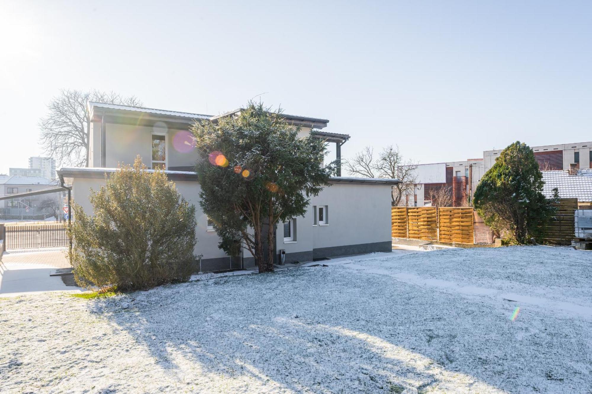 Apartmany Modrany Prague Exterior photo